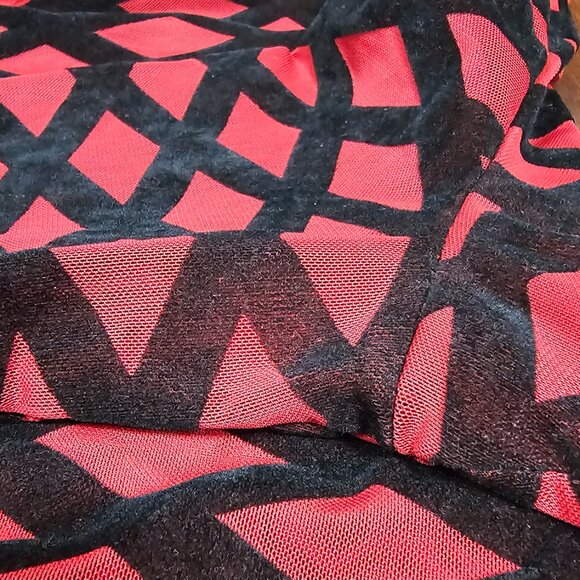 1X-2X Red & Black Long Sleeved Crop Mesh Velour Criss Cross Sheer Layering Top - Picture 7 of 9